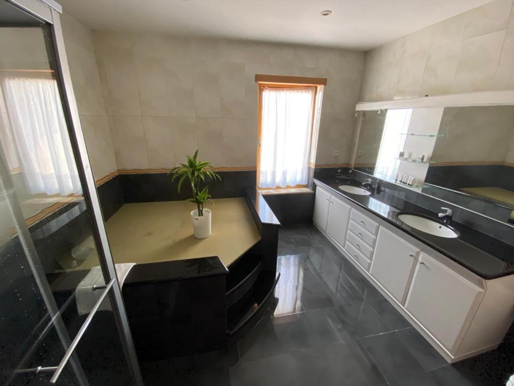 Buarcos Luxury Guest House Фигейра да Фош Екстериор снимка